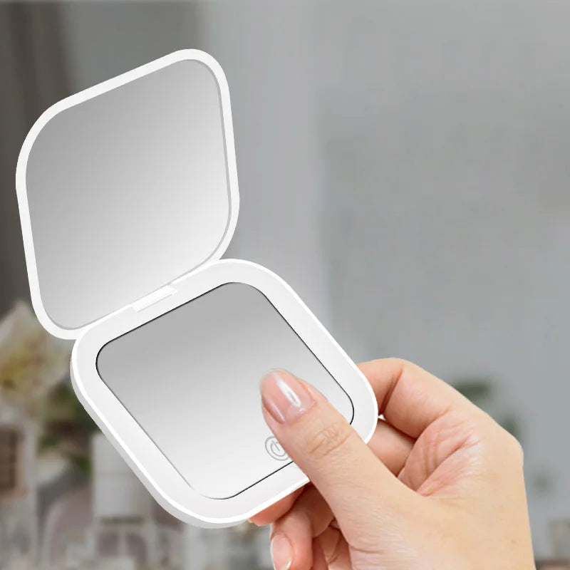 mini miroir make up qui s'allume.