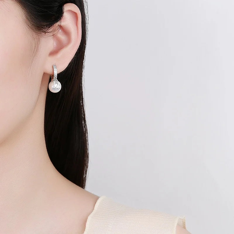 D rhinestone earring