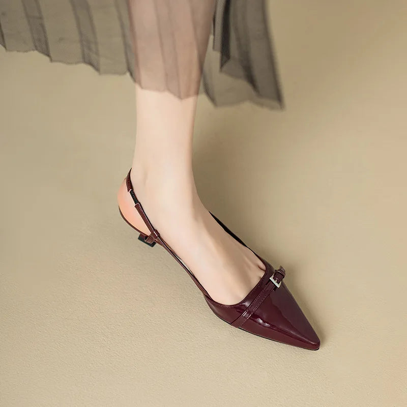 JULIETTE mini heel pump.